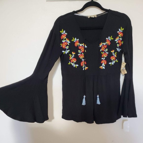 ONE WORLD Tops - Black Embroidered Shirt One World size small